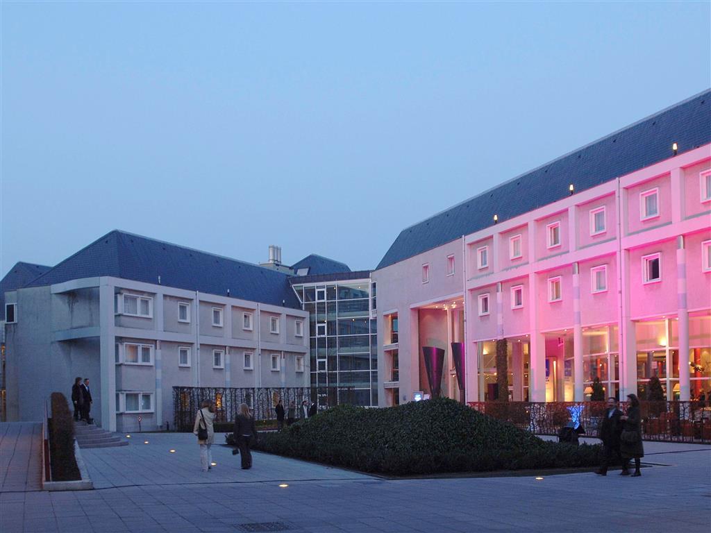 โนโวเทล บรูกเกอ เซนทรุม Hotel บรูจส์ ภายนอก รูปภาพ