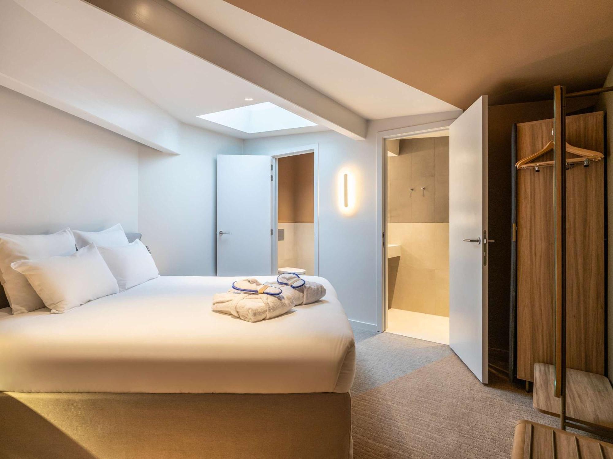 โนโวเทล บรูกเกอ เซนทรุม Hotel บรูจส์ ภายนอก รูปภาพ