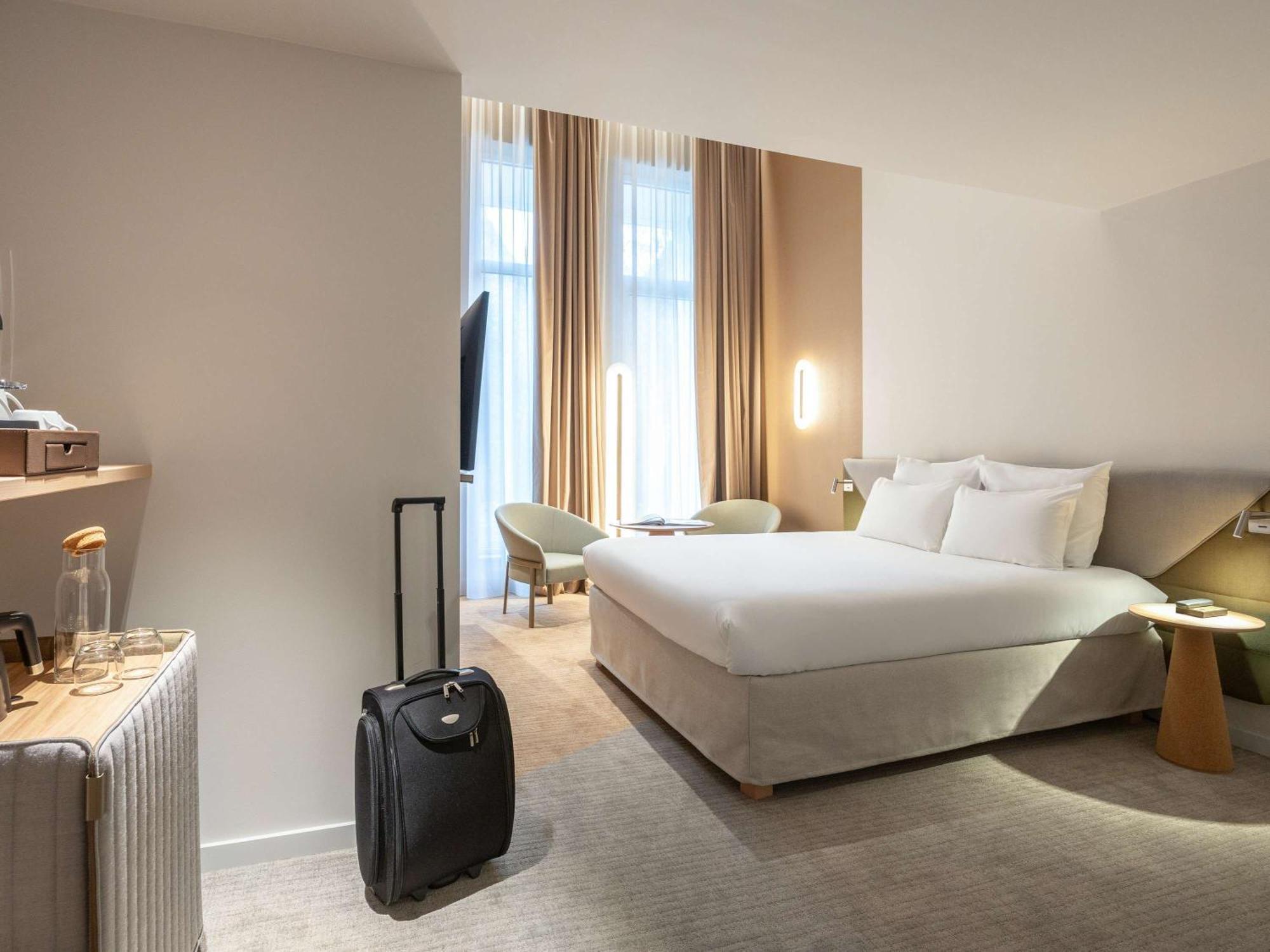 โนโวเทล บรูกเกอ เซนทรุม Hotel บรูจส์ ภายนอก รูปภาพ